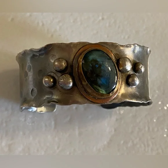 Sterling & Labradorite Cuff - Picture 5 of 7